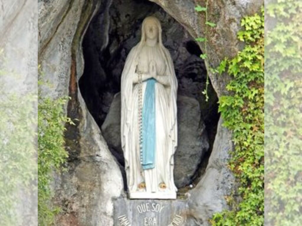 Nossa Senhora de Lourdes, intercessora dos doentes