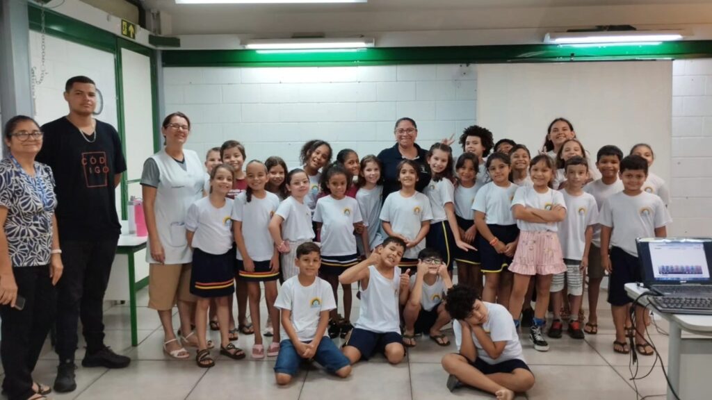 Nesta segunda-feira, a equipe técnica do CREAS – Centro de Referência Especializado de Assistência Social deu início a uma série de palestras sobre tr