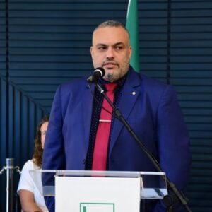 Deputado Marcos Tavares (PDT-RJ) fala em evento na Câmara dos Deputados