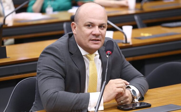 Pena dobrada para compra de votos com facções 🚨⚖️