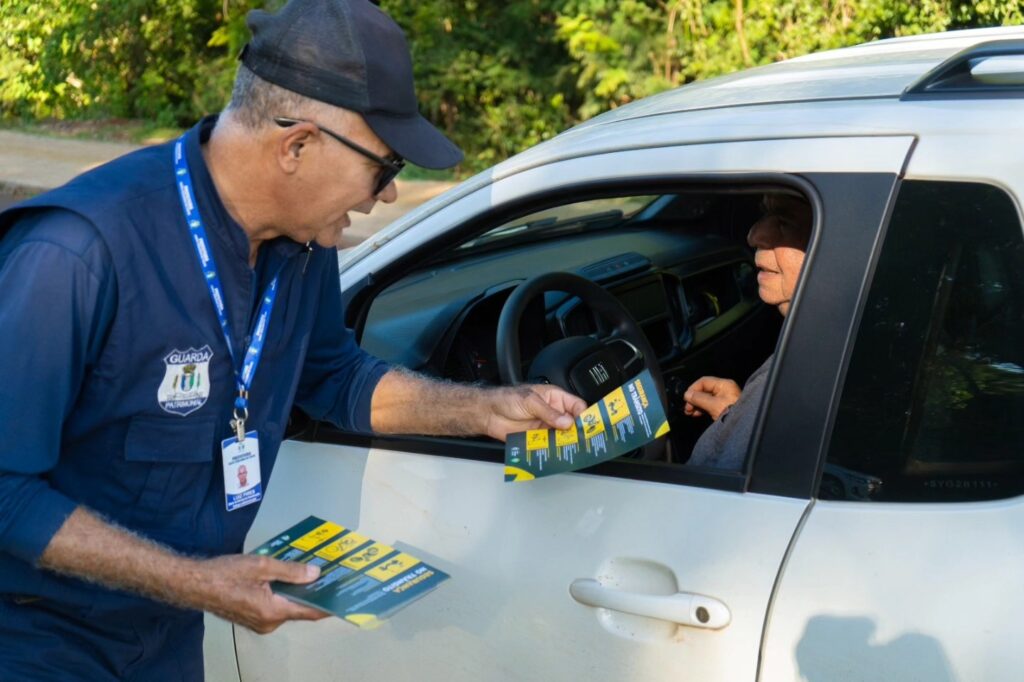Santa Terezinha de Itaipu realiza blitz educativa do Maio Amarelo 

Na tarde desta quarta-feira (14), o Departamento Municipal de Trânsito de Santa Te