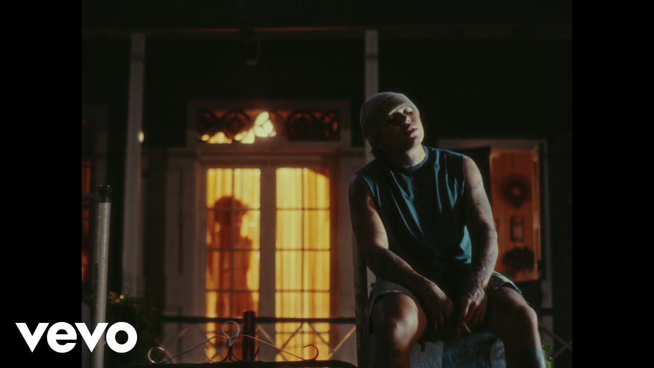 Beéle – quédate (Performance/Lyrics)
