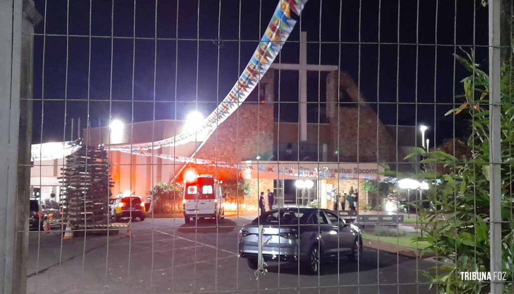 Homem morre no pátio da Igreja Católica da Vila Yolanda em Foz do Iguaçu
