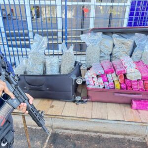 Adolescente é Detida com Drogas em Veículo de Carona para Viagem em Santa Terezinha de Itaipu