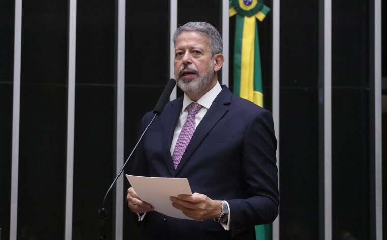 Imposto de Renda: 2 mudanças na tabela aprovadas pela Câmara