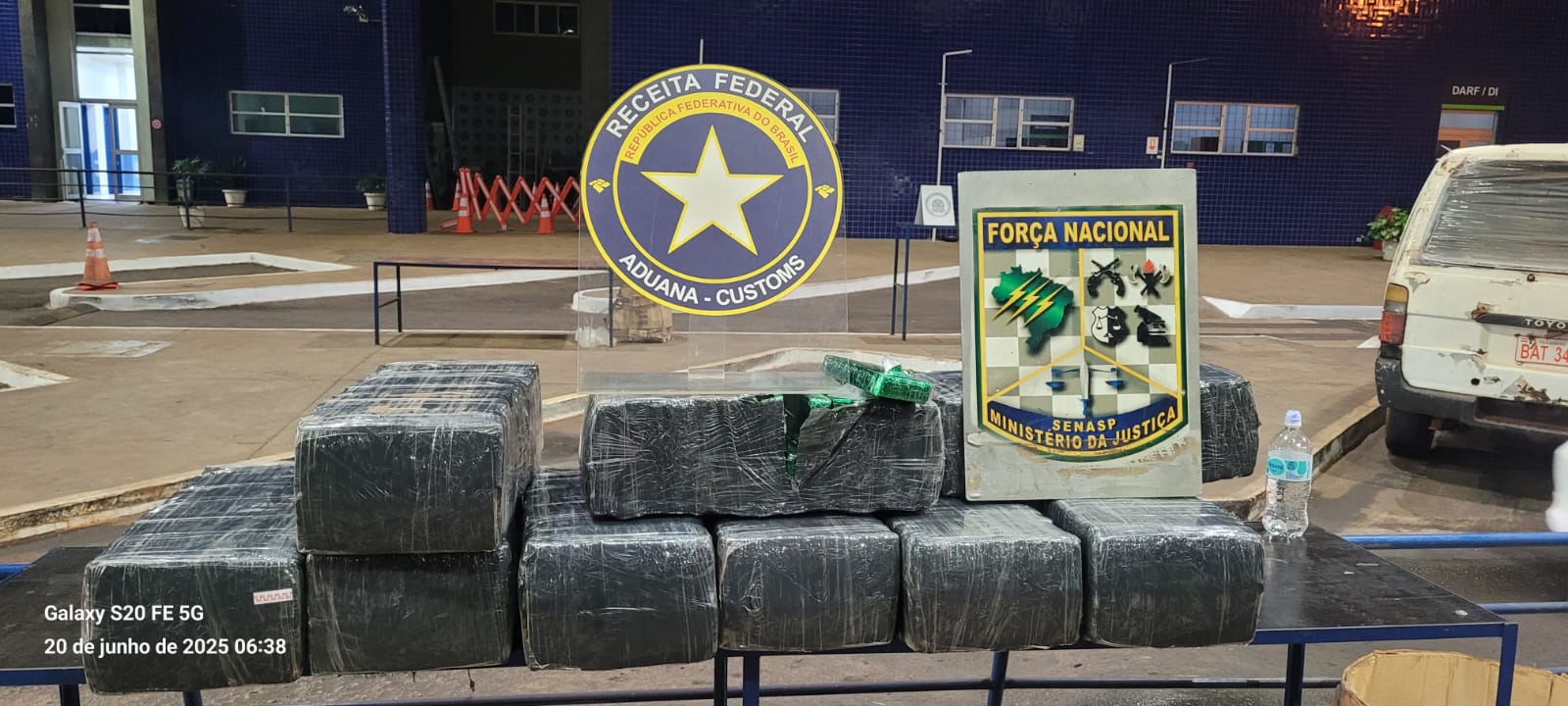 Receita Federal apreende 207 kg de maconha na Ponte da Amizade