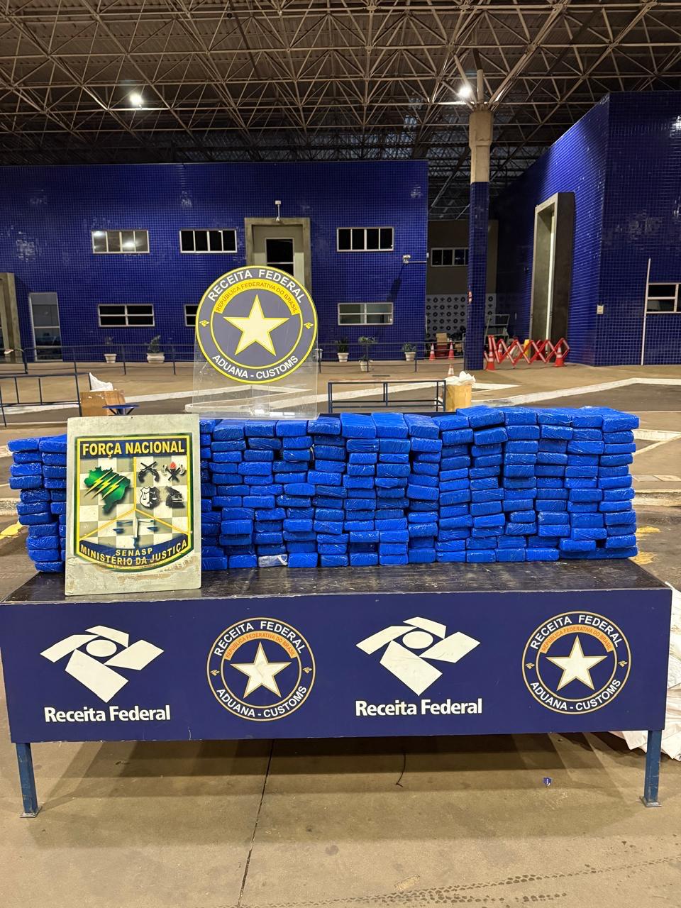 Receita Federal apreende 293 kg de maconha na Ponte da Amizade