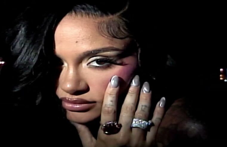 Kehlani – Folded [Official Visualizer]