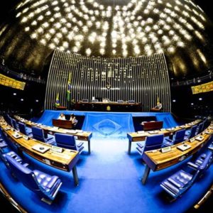Semana agitada no Congresso: IOF, CPMI do INSS e isenção do IR agitam os bastidores
