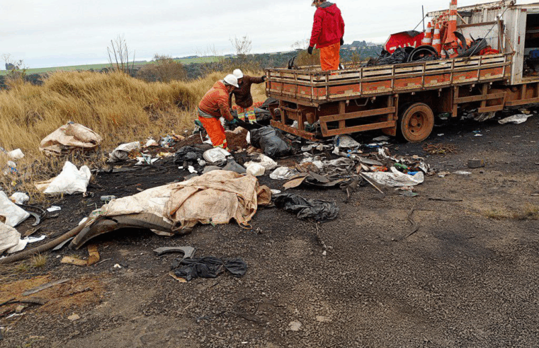 EPR Iguaçu retira 55 toneladas de lixo das rodovias