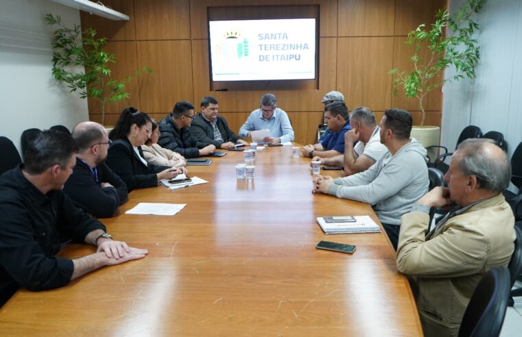 Prefeito Bim anuncia vale-alimentação para 1.152 servidores de Santa Terezinha