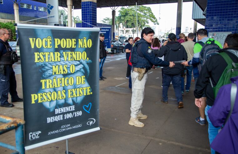 PRF realiza ação contra tráfico de pessoas na Ponte da Amizade