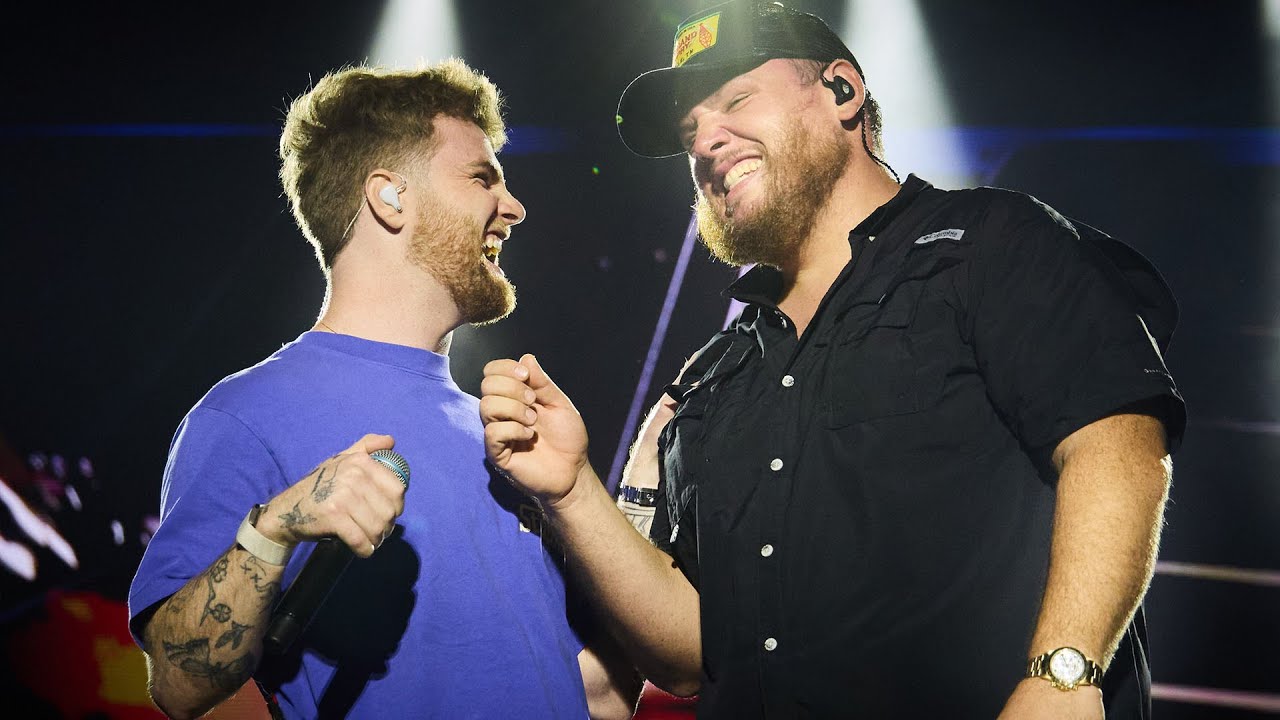 Luke Combs & Alex Warren – Ordinary (Live at Lollapalooza)