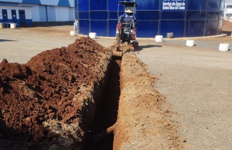 Entre Rios do Oeste conclui adutora de 3 km para abastecimento