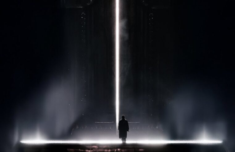 The Weeknd – Closing Night