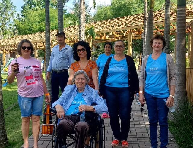 Idosos de Entre Rios do Oeste participam de viagem ao Thermas Maestro 1 Idosos de Entre Rios do Oeste participam de viagem ao Thermas Maestro