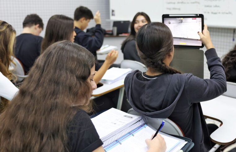 Cartilha de Redação do Enem 2025 traz exemplos e critérios atualizados
