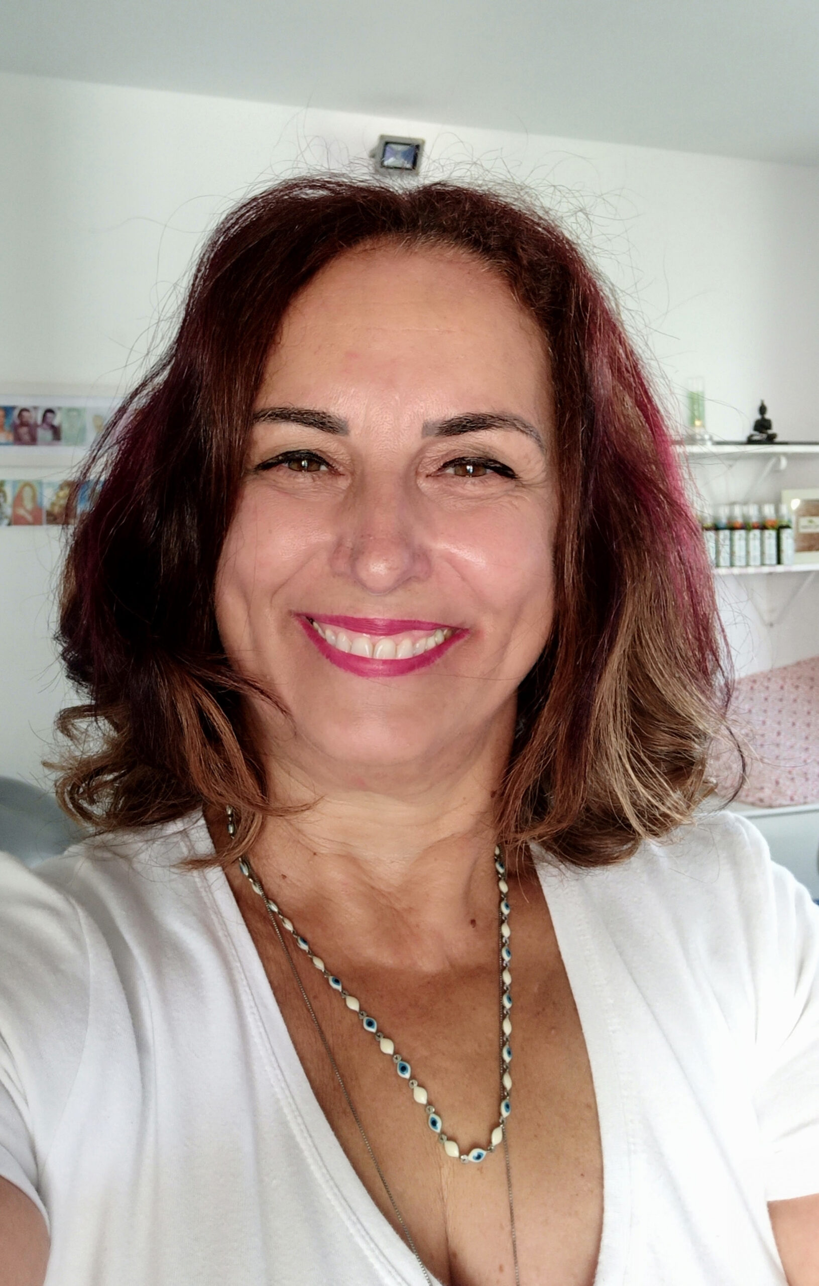 Outubro Rosa: terapeuta fala sobre o papel das emoções no câncer de mama