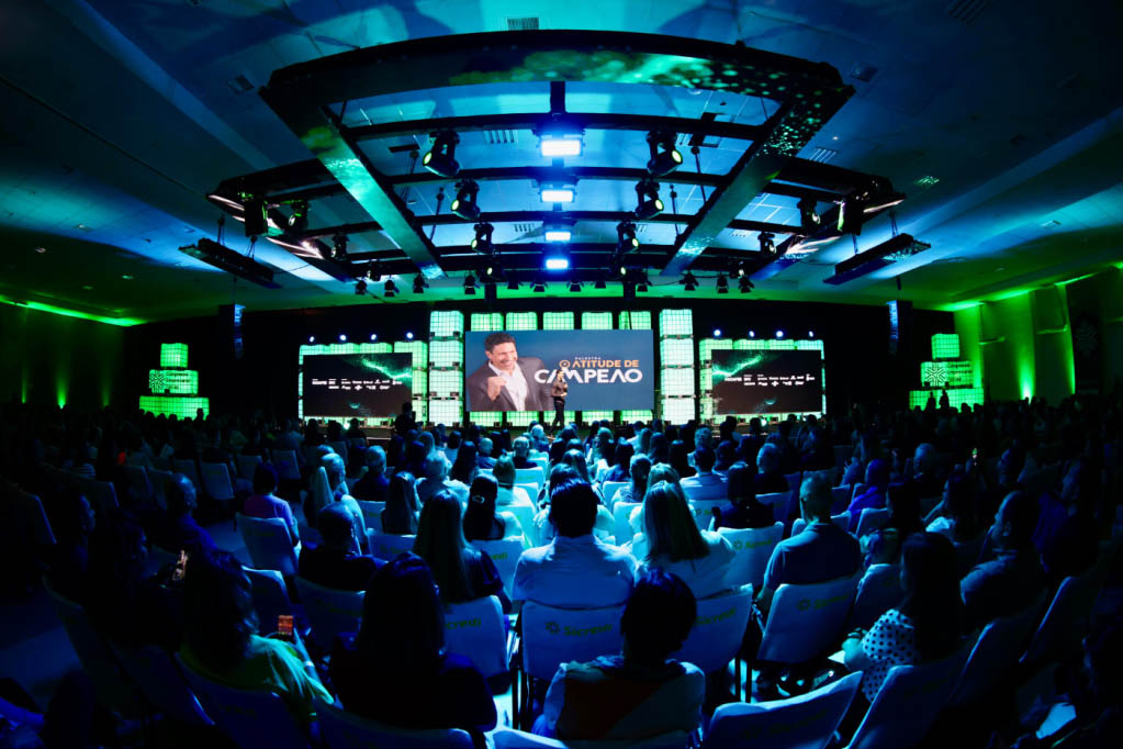 Foz do Iguaçu sedia 8º Congresso Empresarial Paranaense