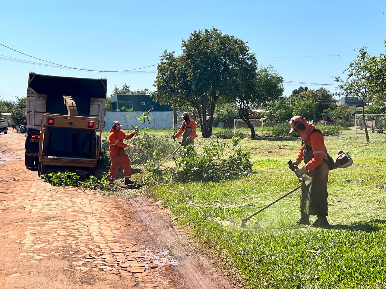 Mutirão de zeladoria em Foz do Iguaçu