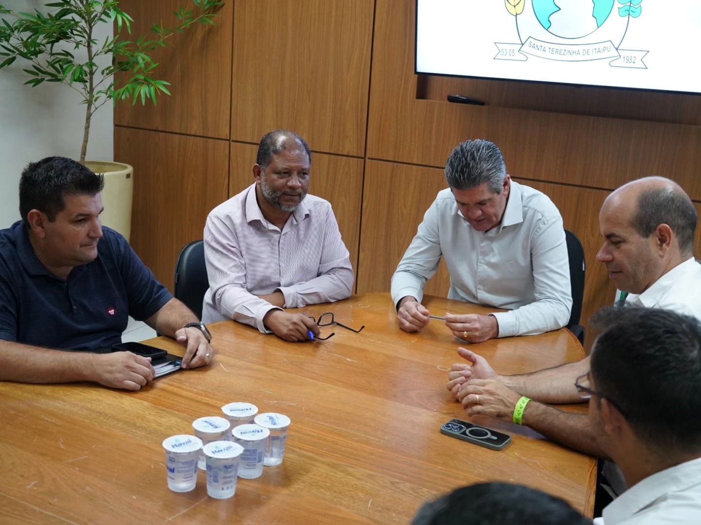 Frota pública Santa Terezinha de Itaipu