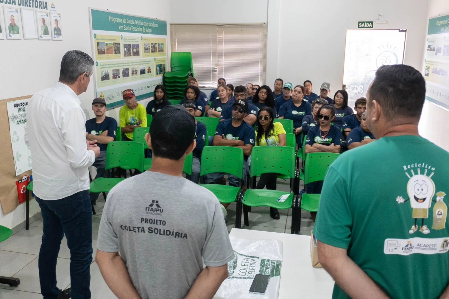 Acaresti fortalece reciclagem com troca de experiências