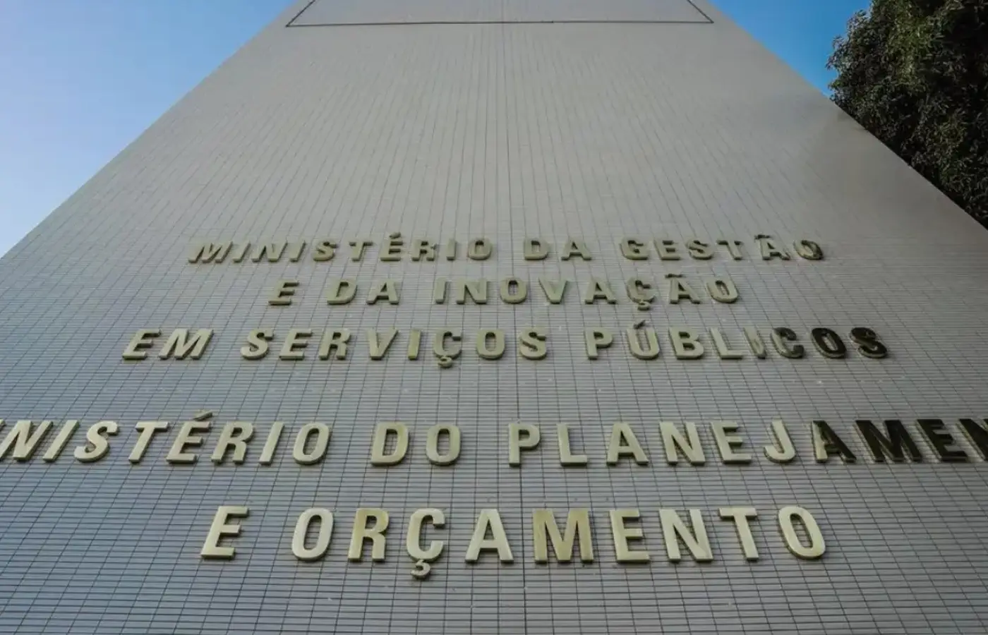 Linguagem simples: nova lei garante comunicação clara no país