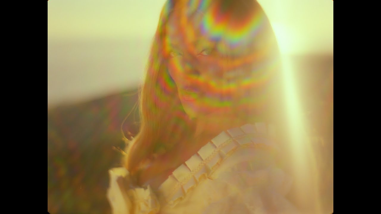 Tainy – Única with Karol G (Official Music Video)