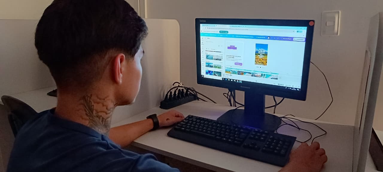 Foz do Iguaçu oferece cursos de Canva e Design de Sobrancelhas