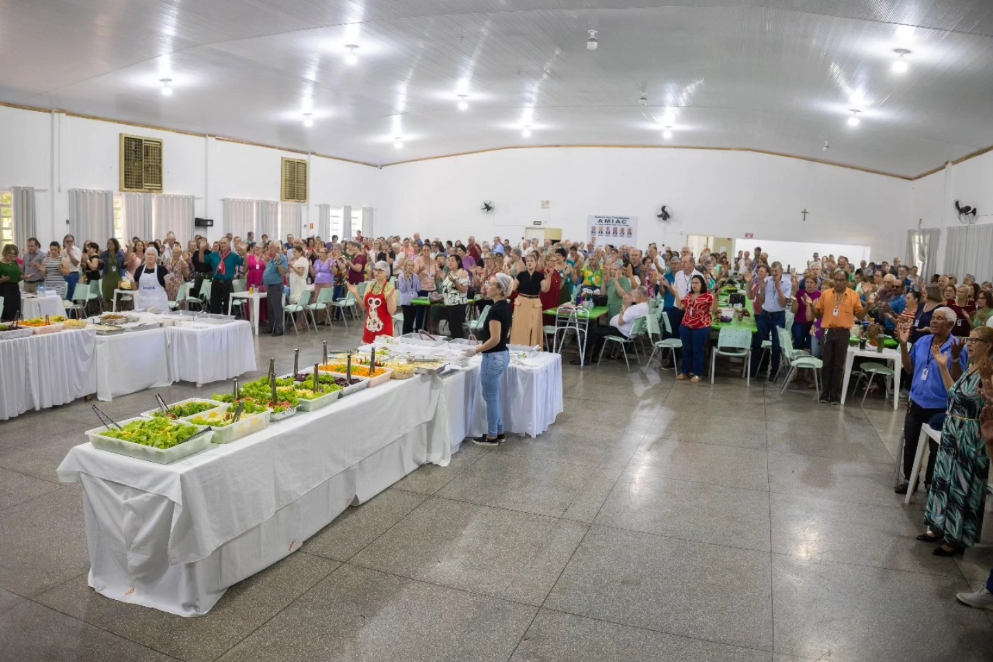 Encerramento da Melhor Idade celebra integração em Santa Terezinha