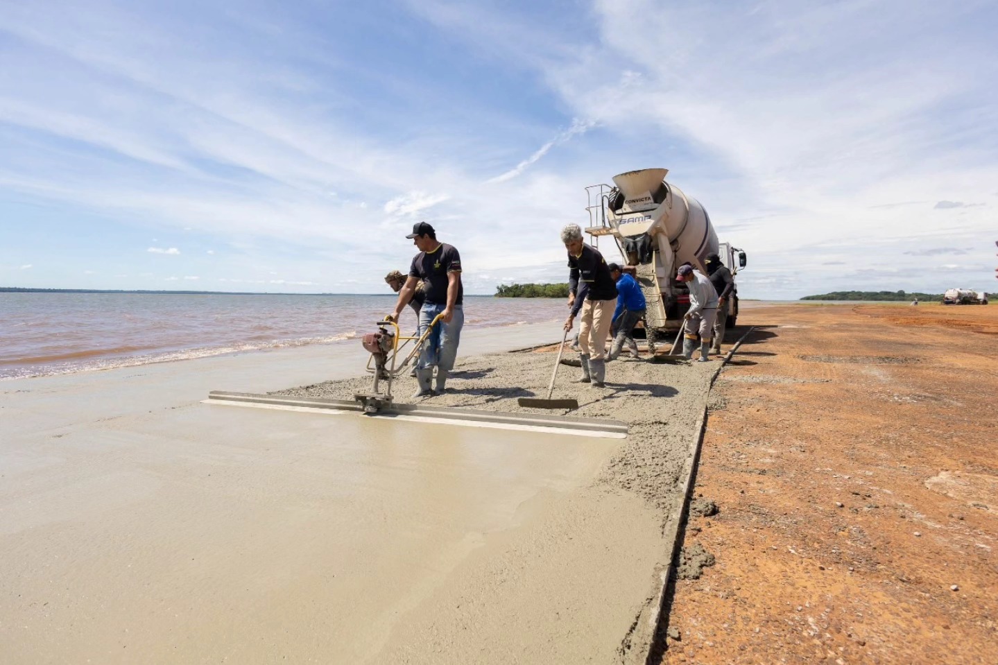 Revitalização da Prainha avança em Santa Terezinha