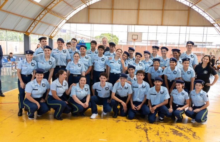 Bim prestigia formatura no Colégio Cívico-Militar Ângelo Benedet