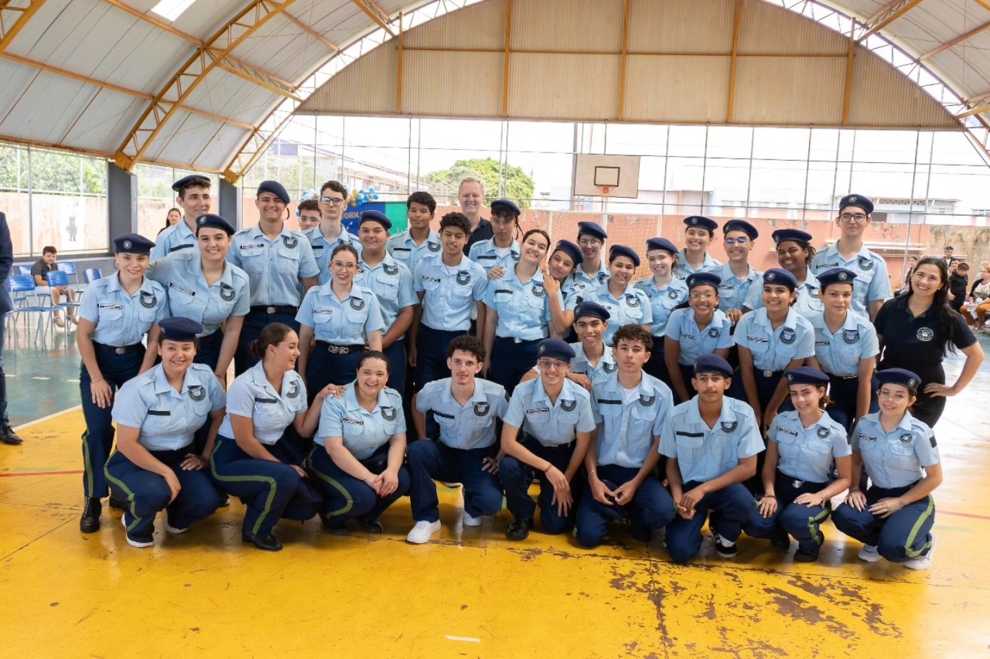 Bim prestigia formatura no Colégio Cívico-Militar Ângelo Benedet