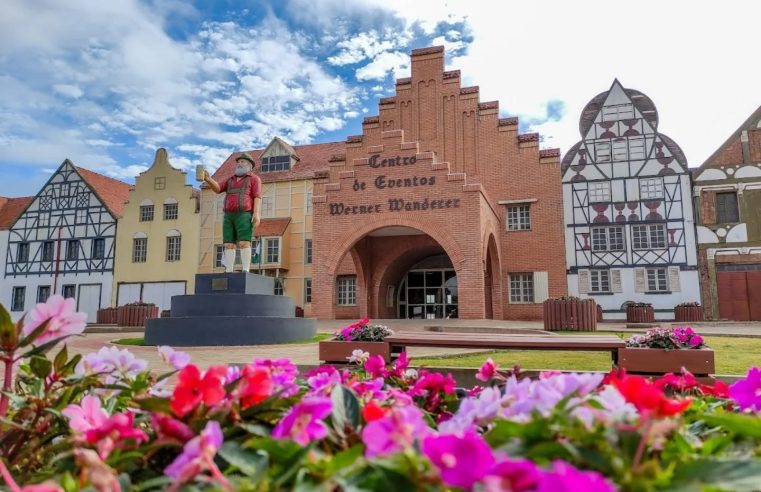 Reforma dos banheiros do Centro de Eventos recebe R$ 800 mil