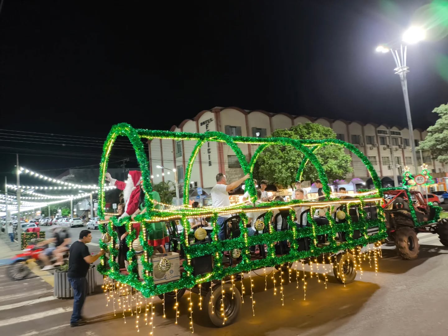 Encerramento do Carretão do Natal em Marechal Cândido Rondon