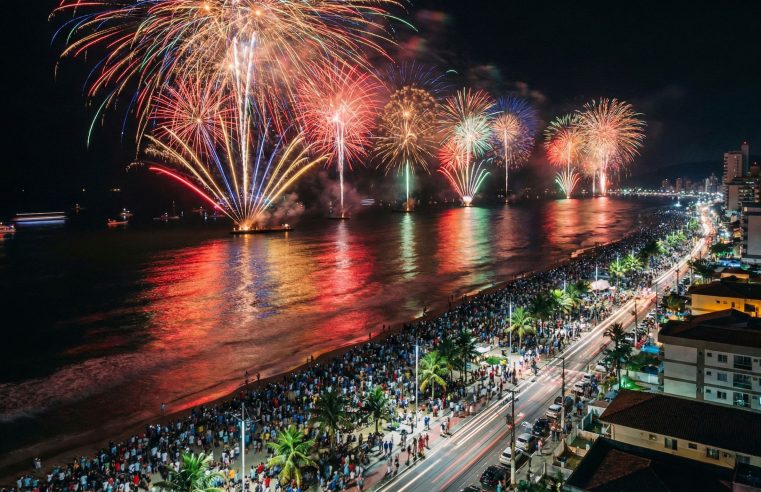 Réveillon no Litoral do Paraná 2026: Guia de Shows e Fogos