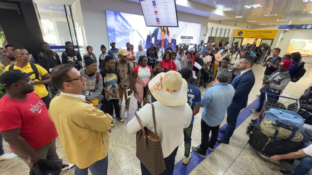 Prefeitura de Foz do Iguaçu acolhe 171 migrantes haitianos