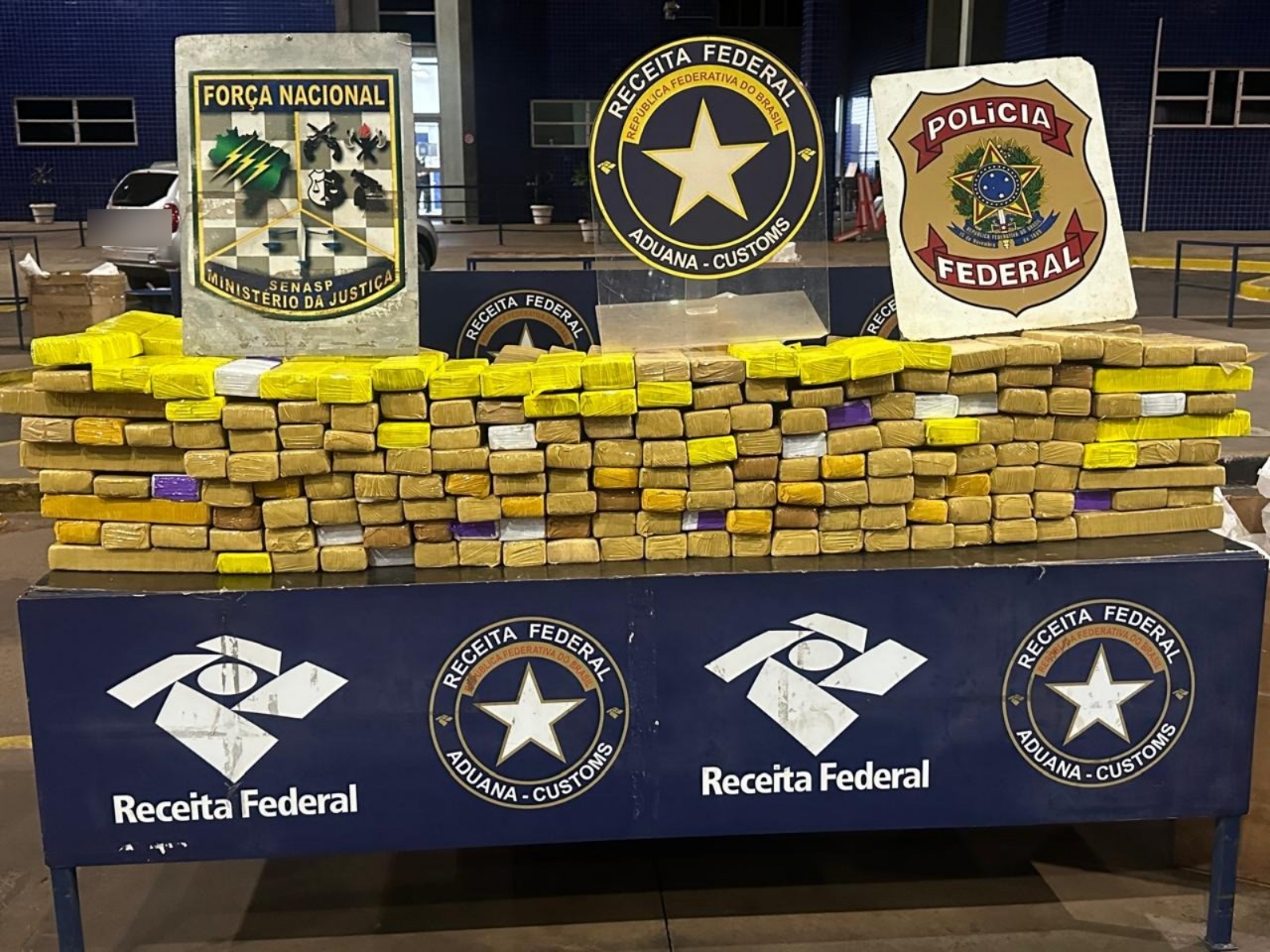 Receita Federal apreende maconha na Ponte da Amizade