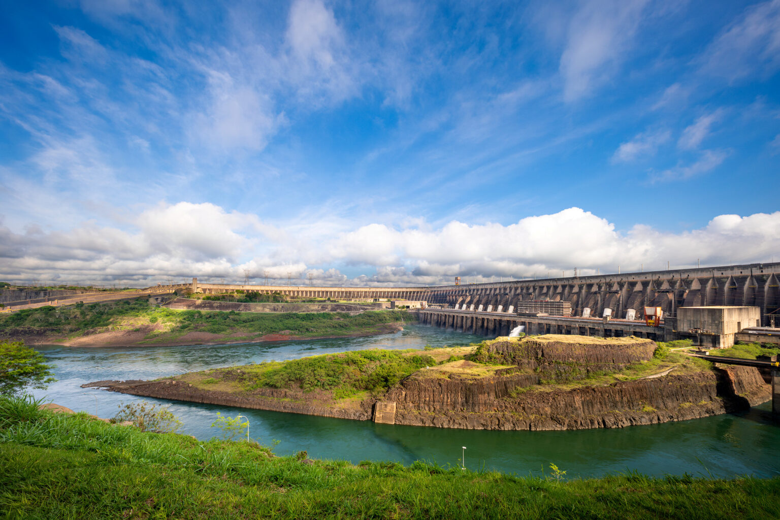 Itaipu Mantém Tarifa de Energia até Dezembro de 2026: Entenda