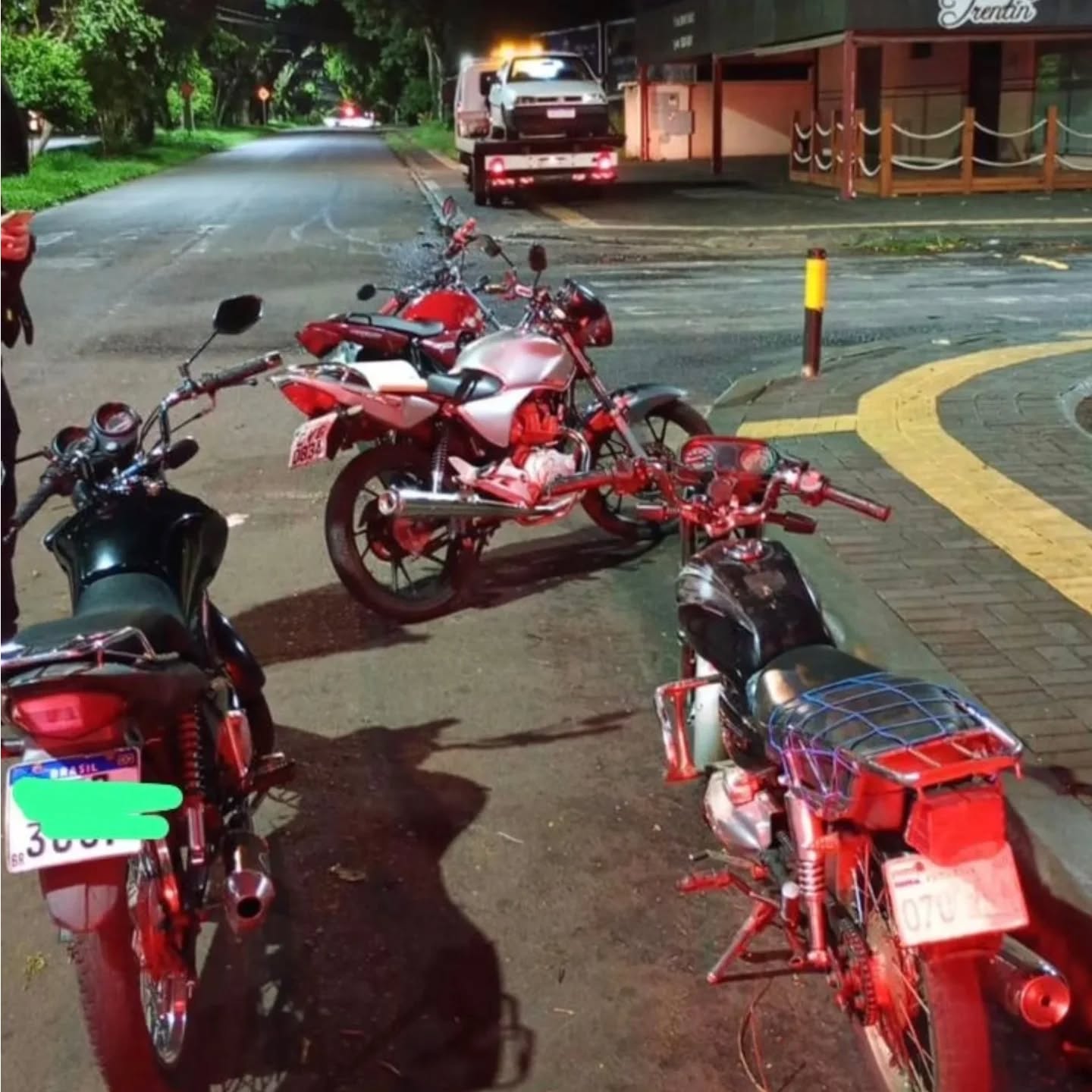 Fiscalização da Guarda Municipal em Foz do Iguaçu retira motos irregulares