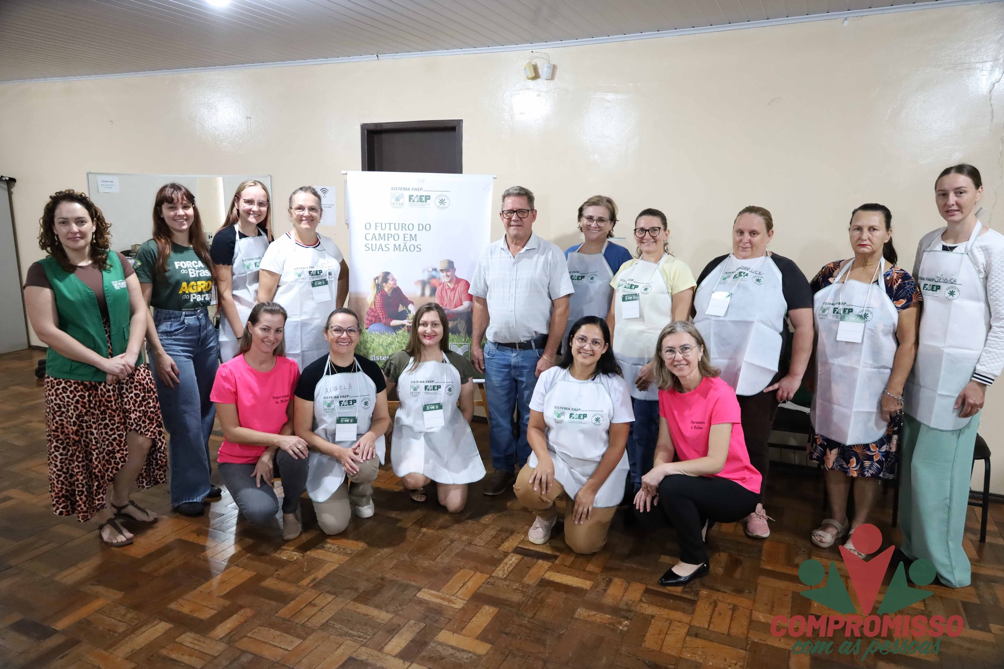 Curso de artesanato com produtos apícolas transforma Missal