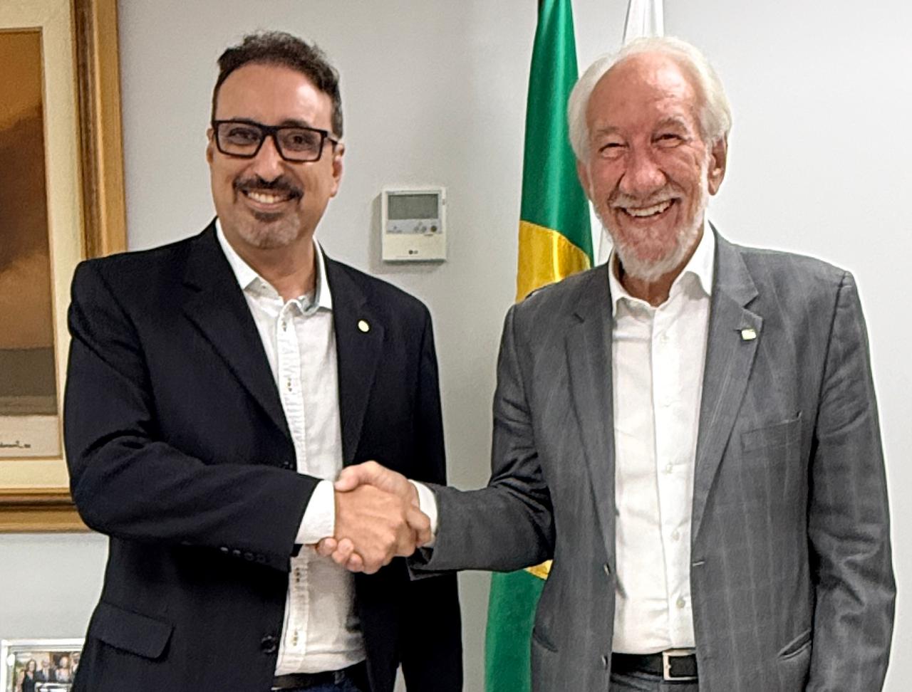 Deoclecio Duarte se reúne com Darci Piana no Palácio Iguaçu