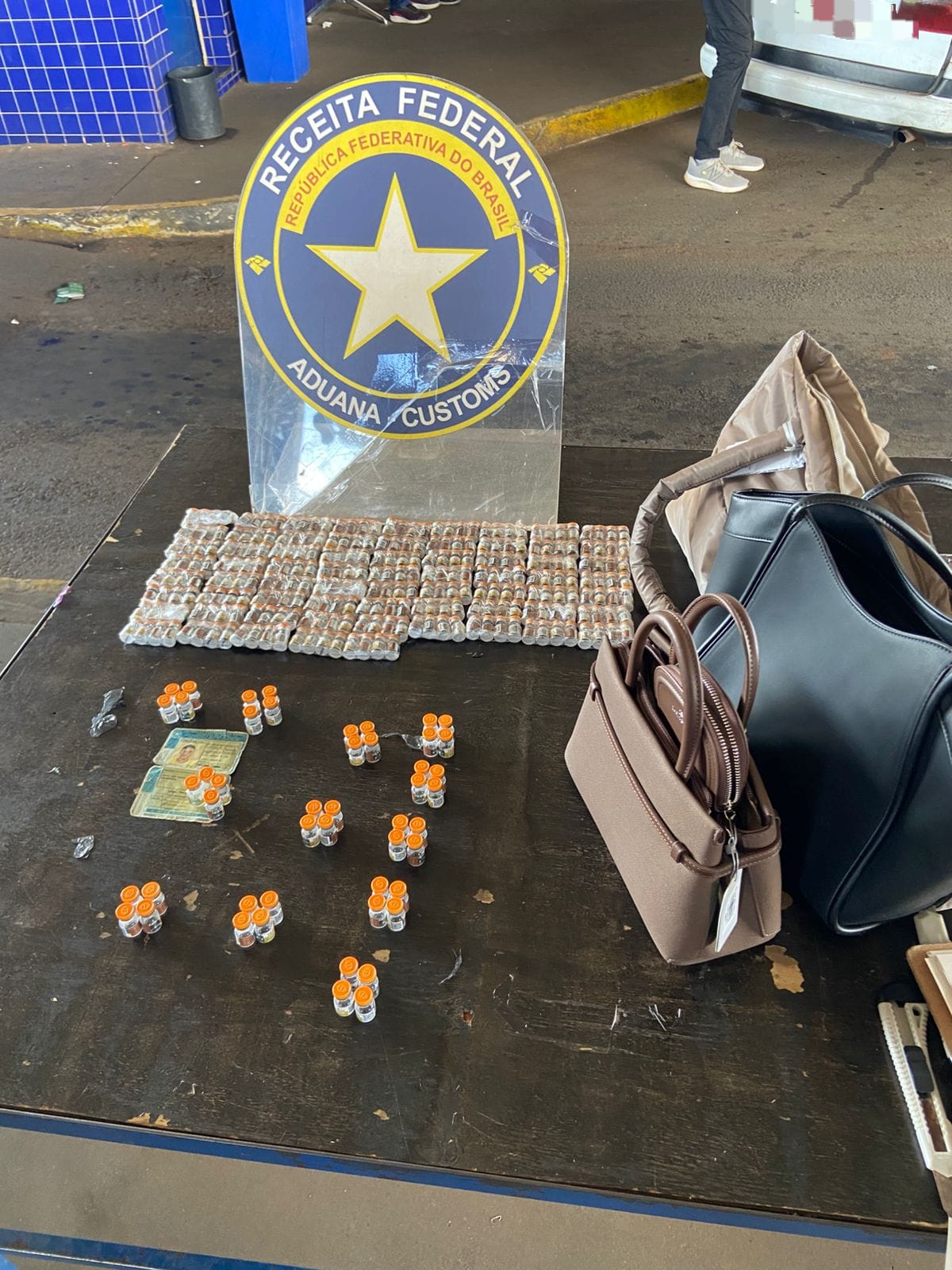 Apreensão de emagrecedores na Ponte da Amizade surpreende