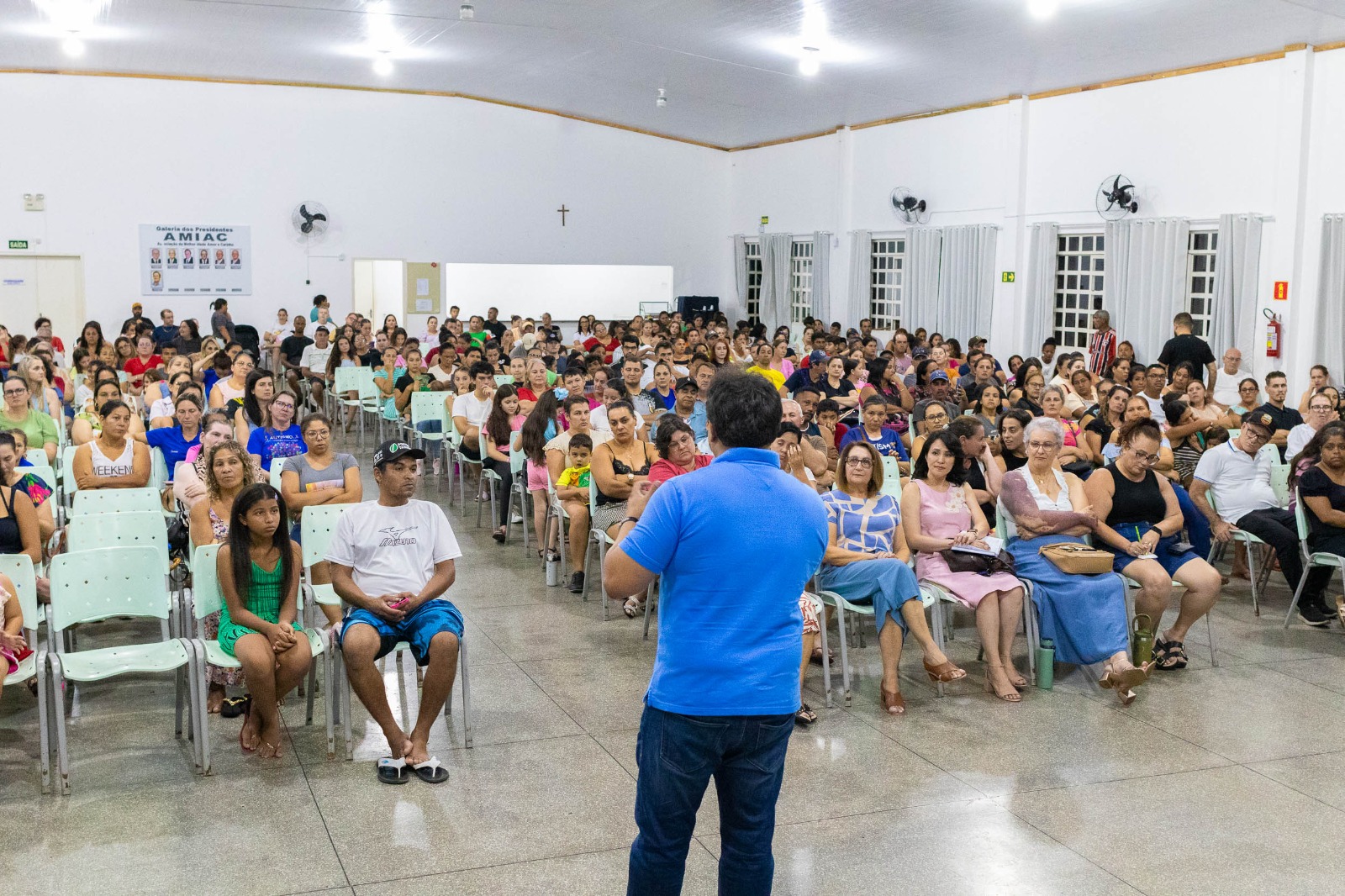 Evasão Escolar: Santa Terezinha de Itaipu Reúne Centenas no CIAMI
