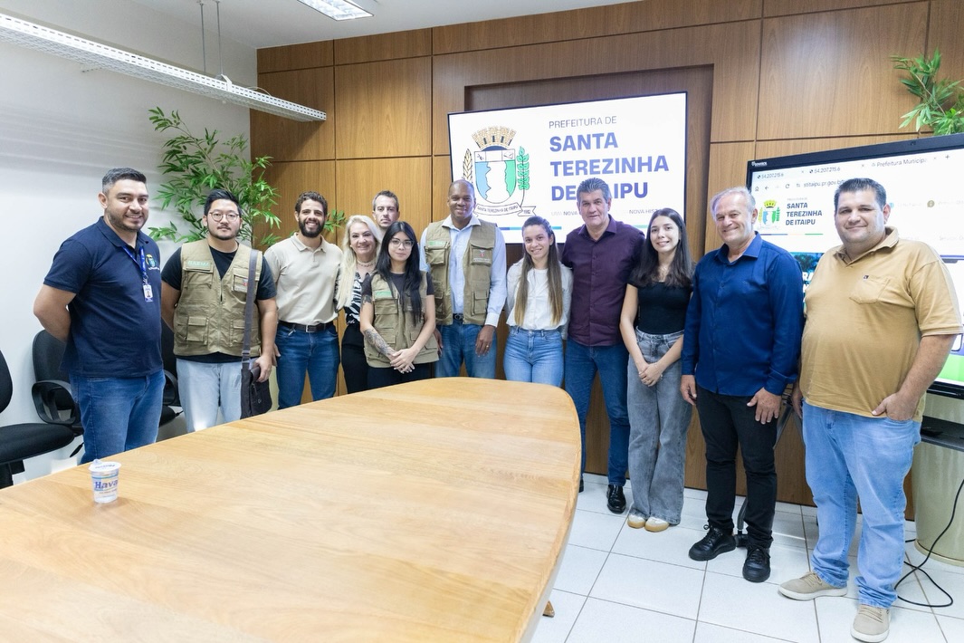 Gestão de Resíduos em Santa Terezinha de Itaipu: Referência!