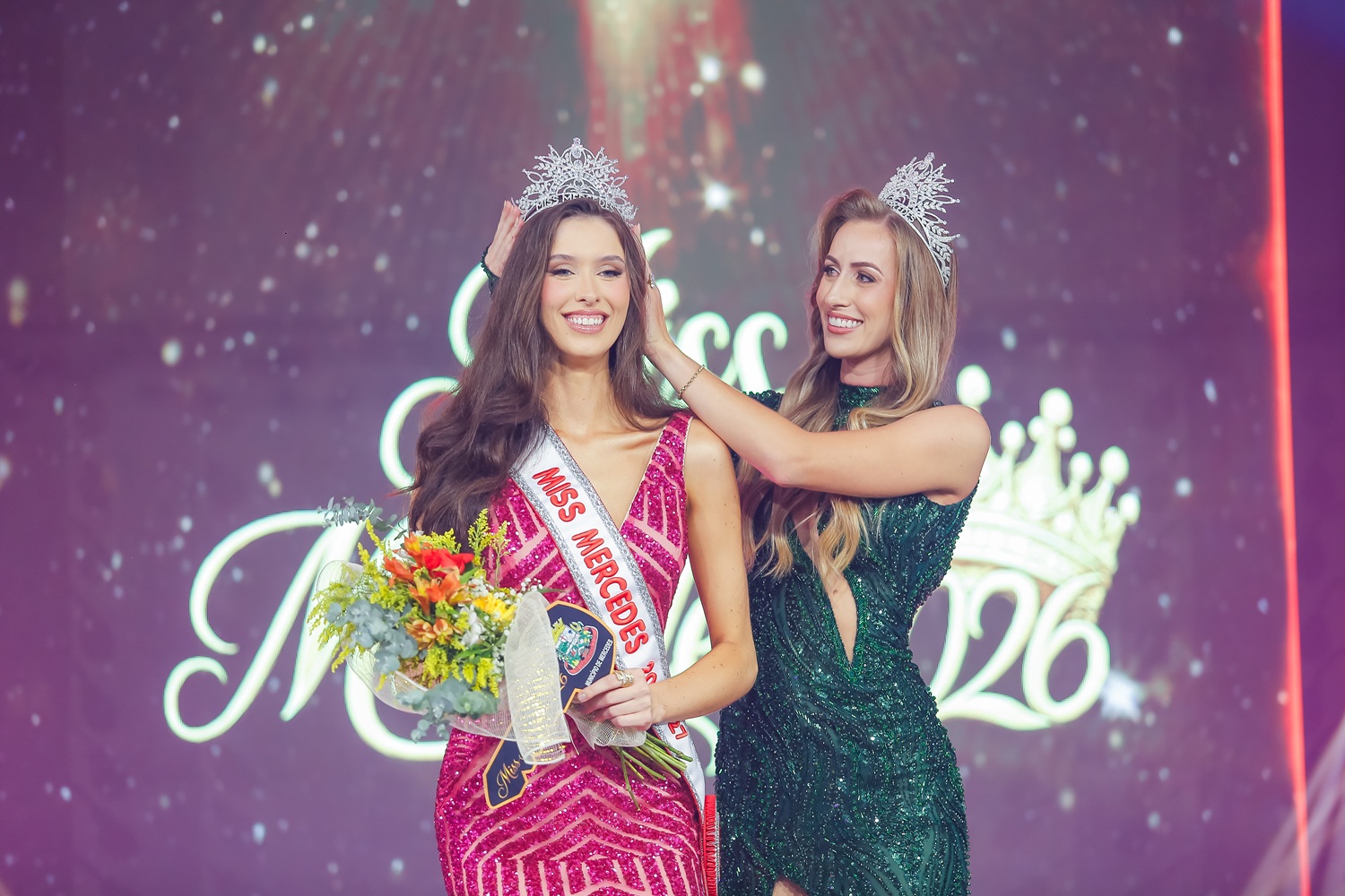 Miss Mercedes: Vitoria Kratz vence coroa e leva moto 0km!