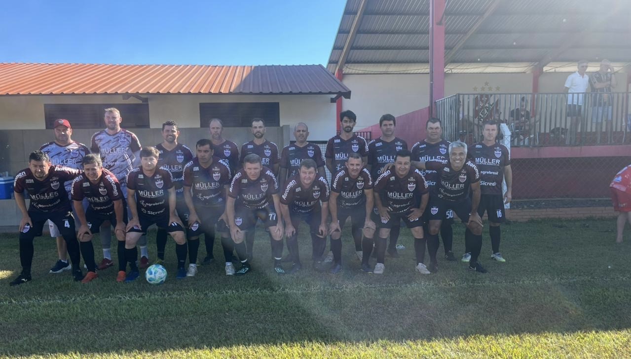 Campeonato Amador Veterano: Nacional Vira e Lidera!