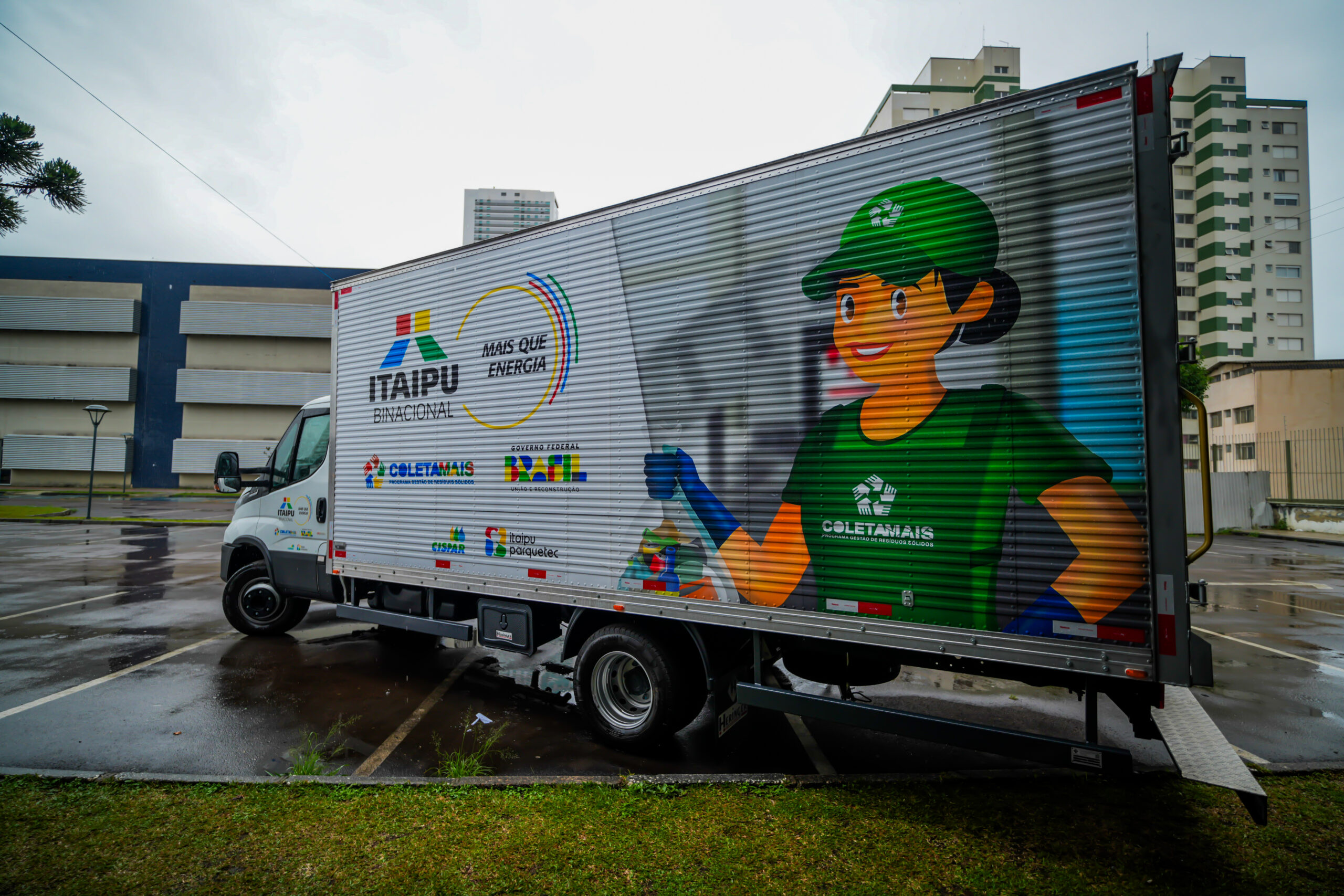 Itaipu investe R$ 7,5 mi no Coleta Mais e beneficia catadores no Paraná