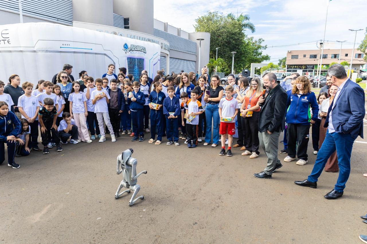 Santa Terezinha de Itaipu lança Metaverso Educacional e lidera no Paraná