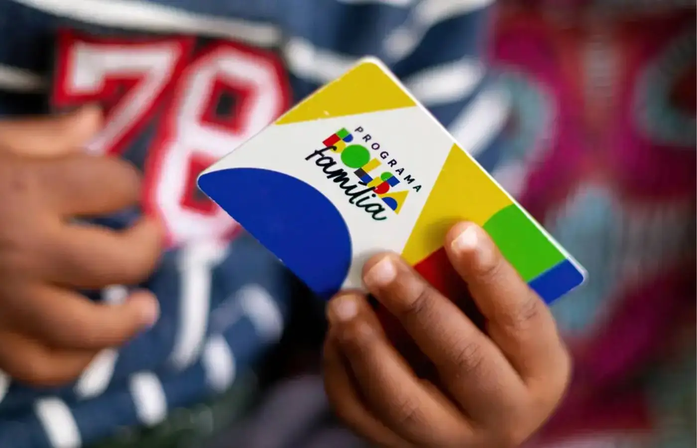 Falhas no Bolsa Família: TCU Exige Correções Urgentes